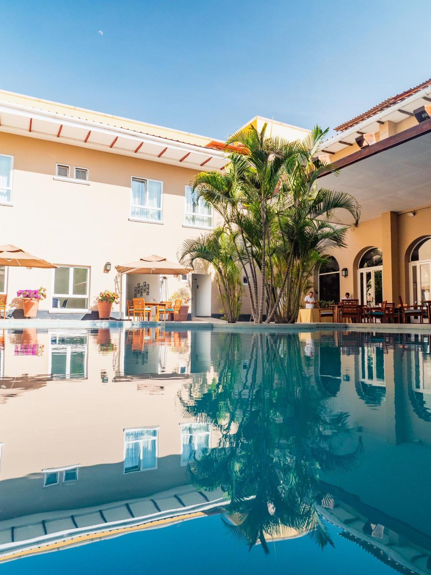 Lp Los Portales Hotel Пьюра Экстерьер фото